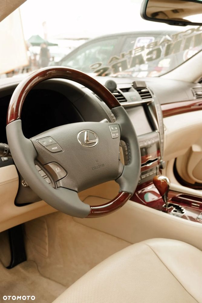 Lexus LS 430 President Line - 14