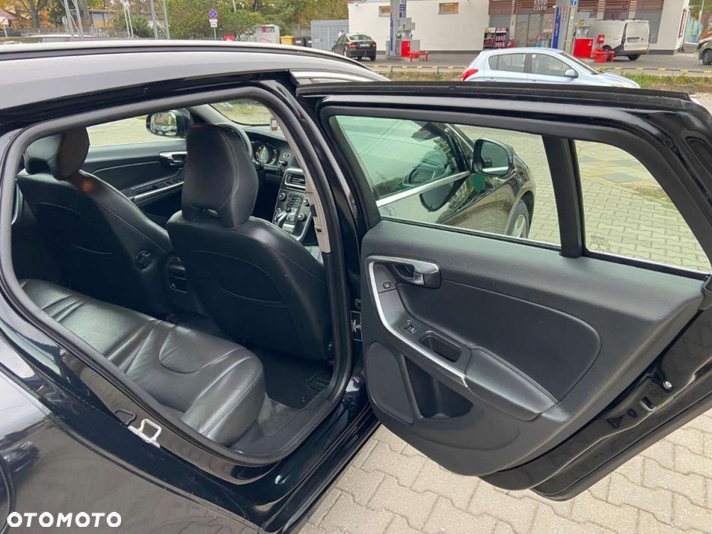 Volvo V60 - 22