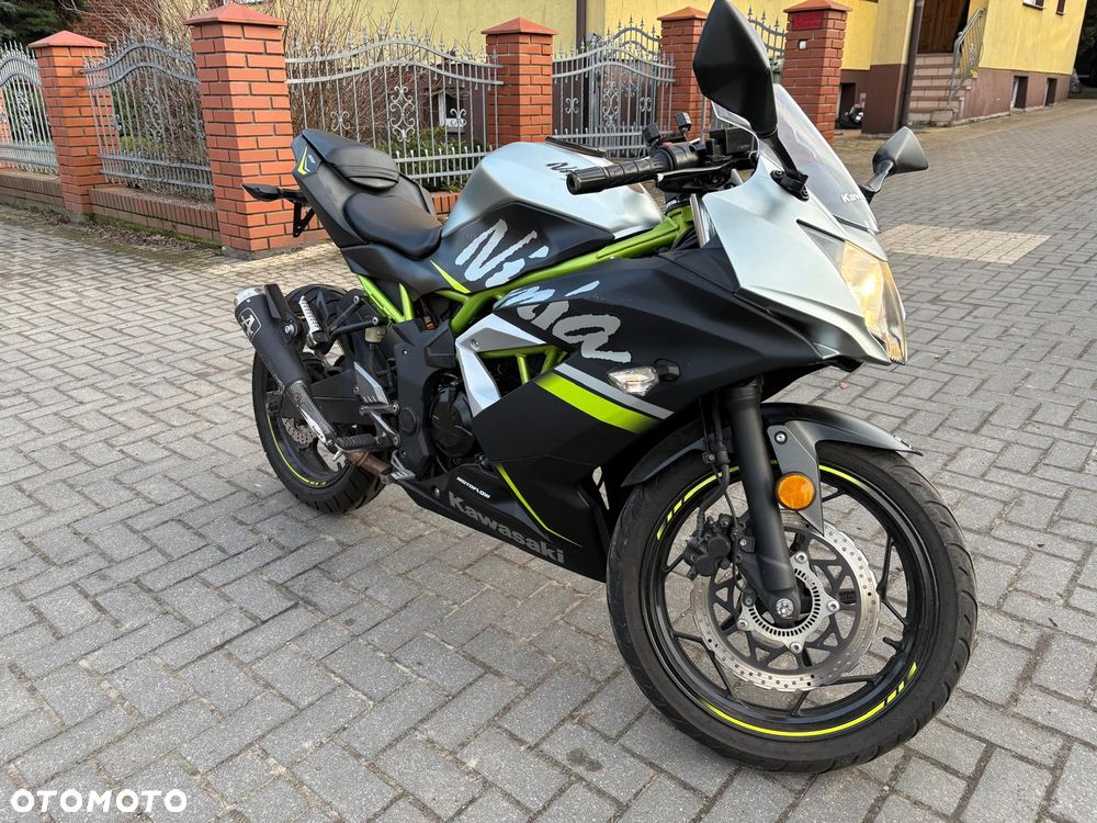 Kawasaki Ninja - 6