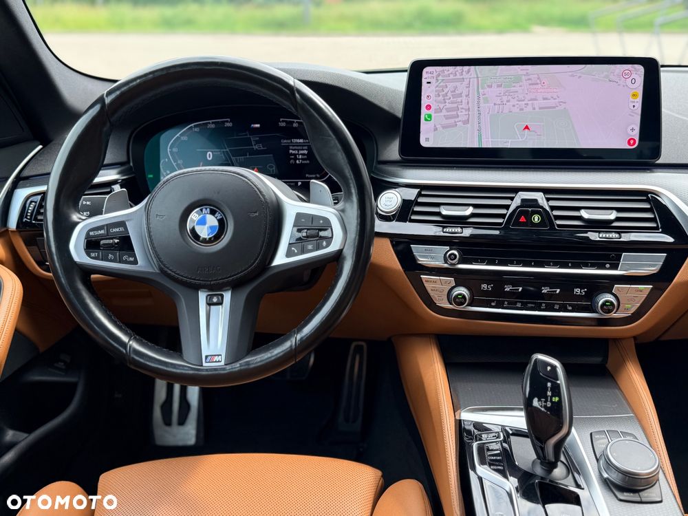 BMW Seria 5 530i xDrive M Sport sport - 22