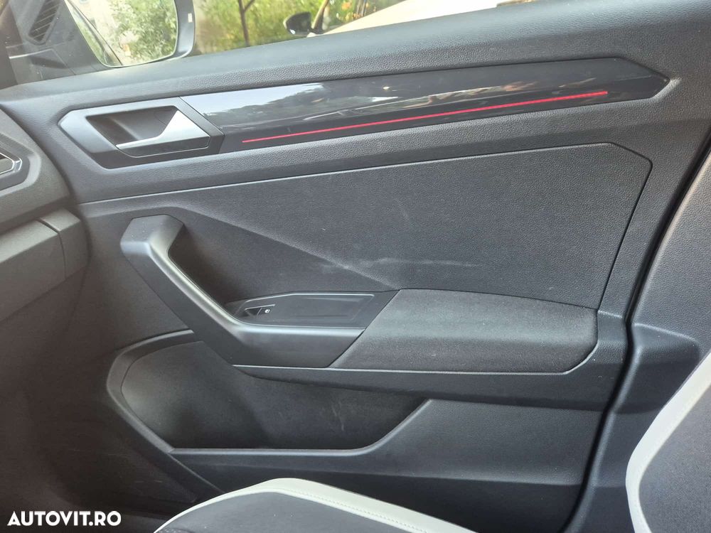 Volkswagen T-Roc 1.5 TSI DSG Sport - 10