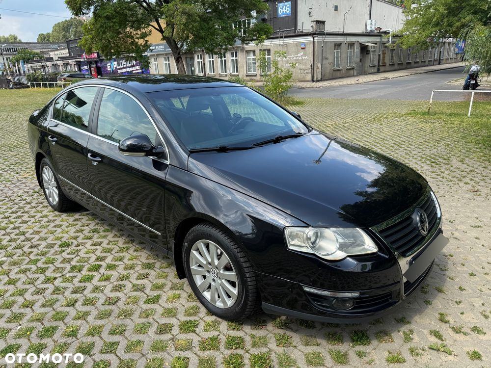 Volkswagen Passat 2.0 TDI DPF Highline - 19