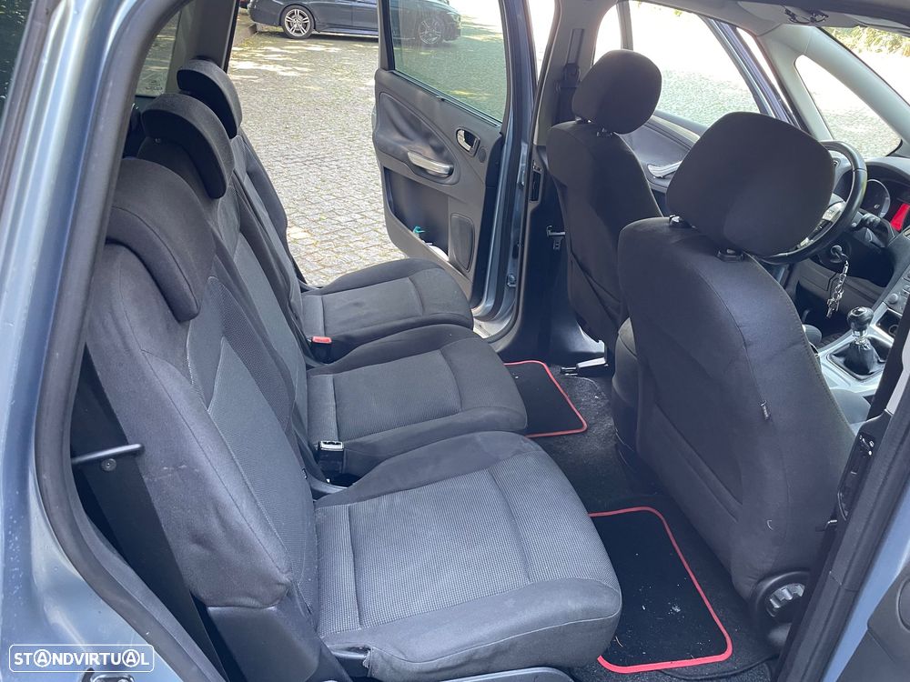 Ford S-Max - 5