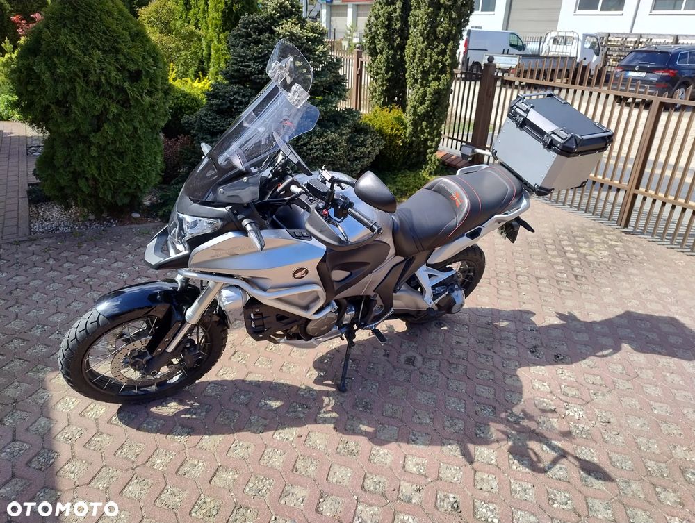 Honda VFR - 6