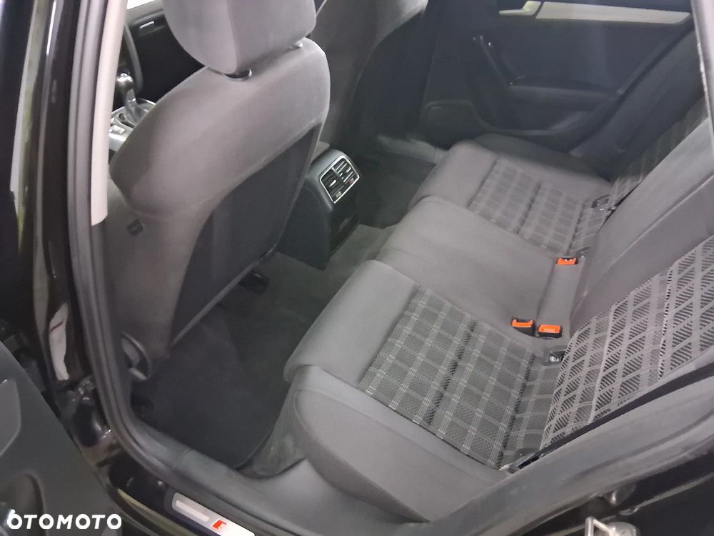 Audi A4 Avant 2.0 TDI DPF S line Sportpaket - 12