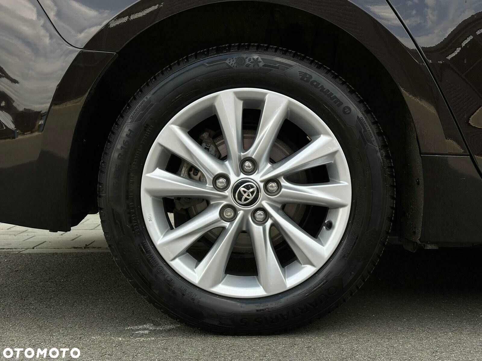 Toyota Corolla - 19