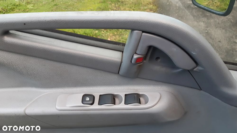 Mitsubishi CANTER - 10