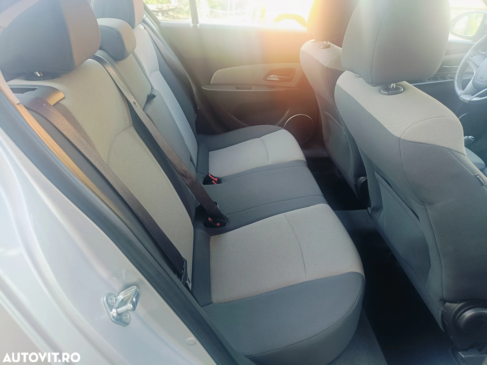 Chevrolet Cruze 2.0 LS - 9