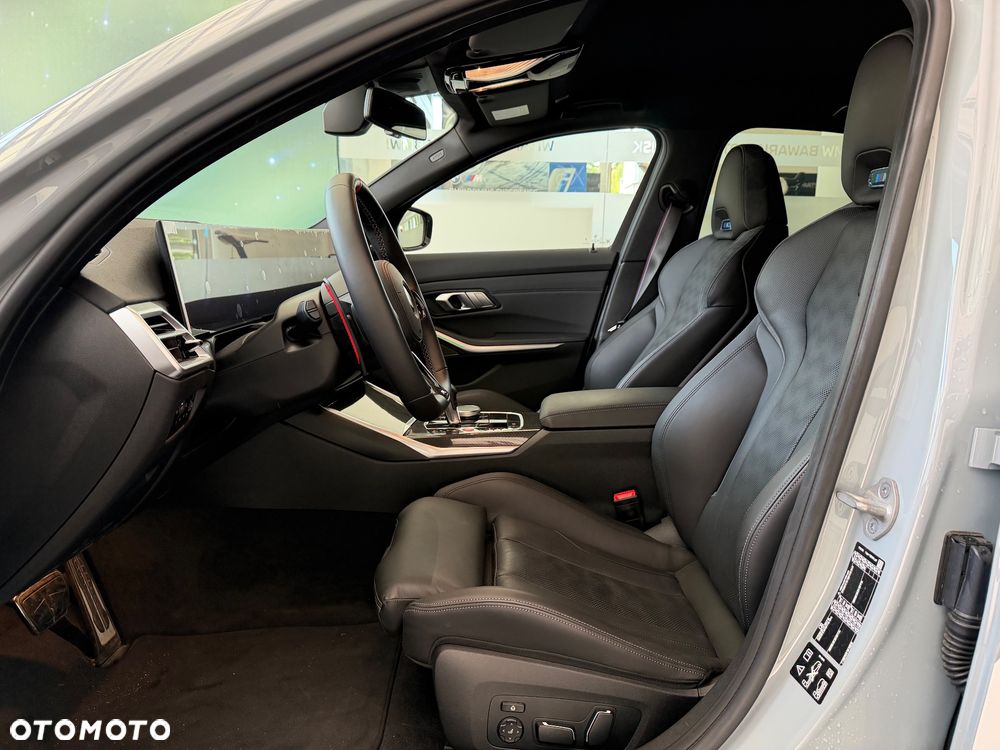 BMW M3 Competition M xDrive - 9