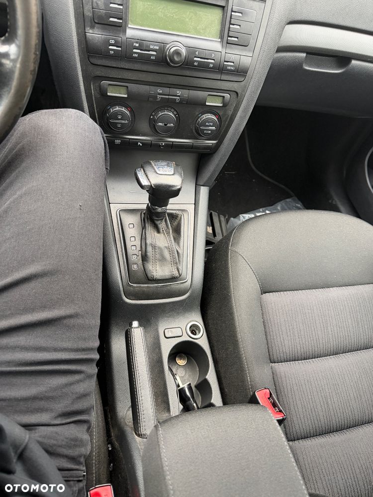 Skoda Octavia 2.0 TDI DPF Elegance DSG - 13