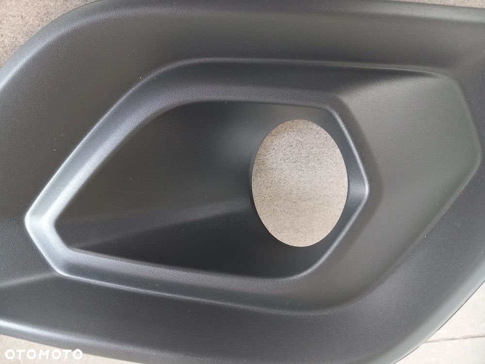 Ramka halogenu - kratka prawa Ford Transit/Tourneo Courier 2259529 - 2