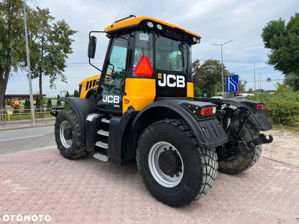 JCB Fastrac 3200 Sisu Xtra - 3
