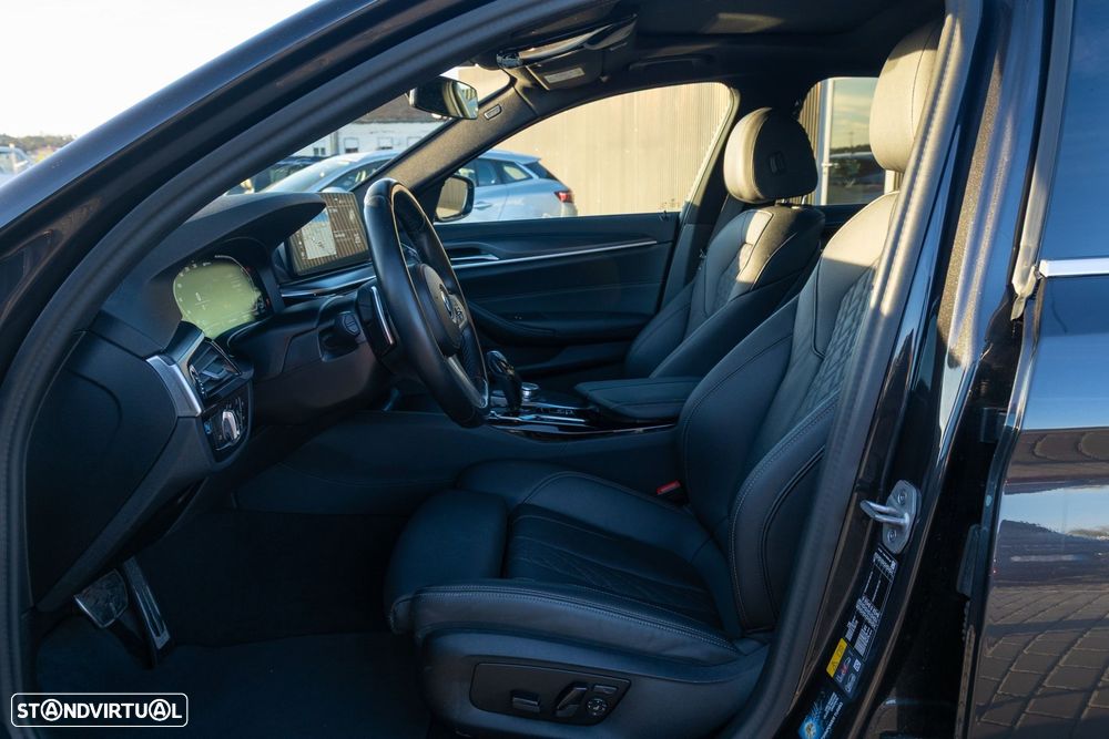 BMW 530 e Pack M - 14