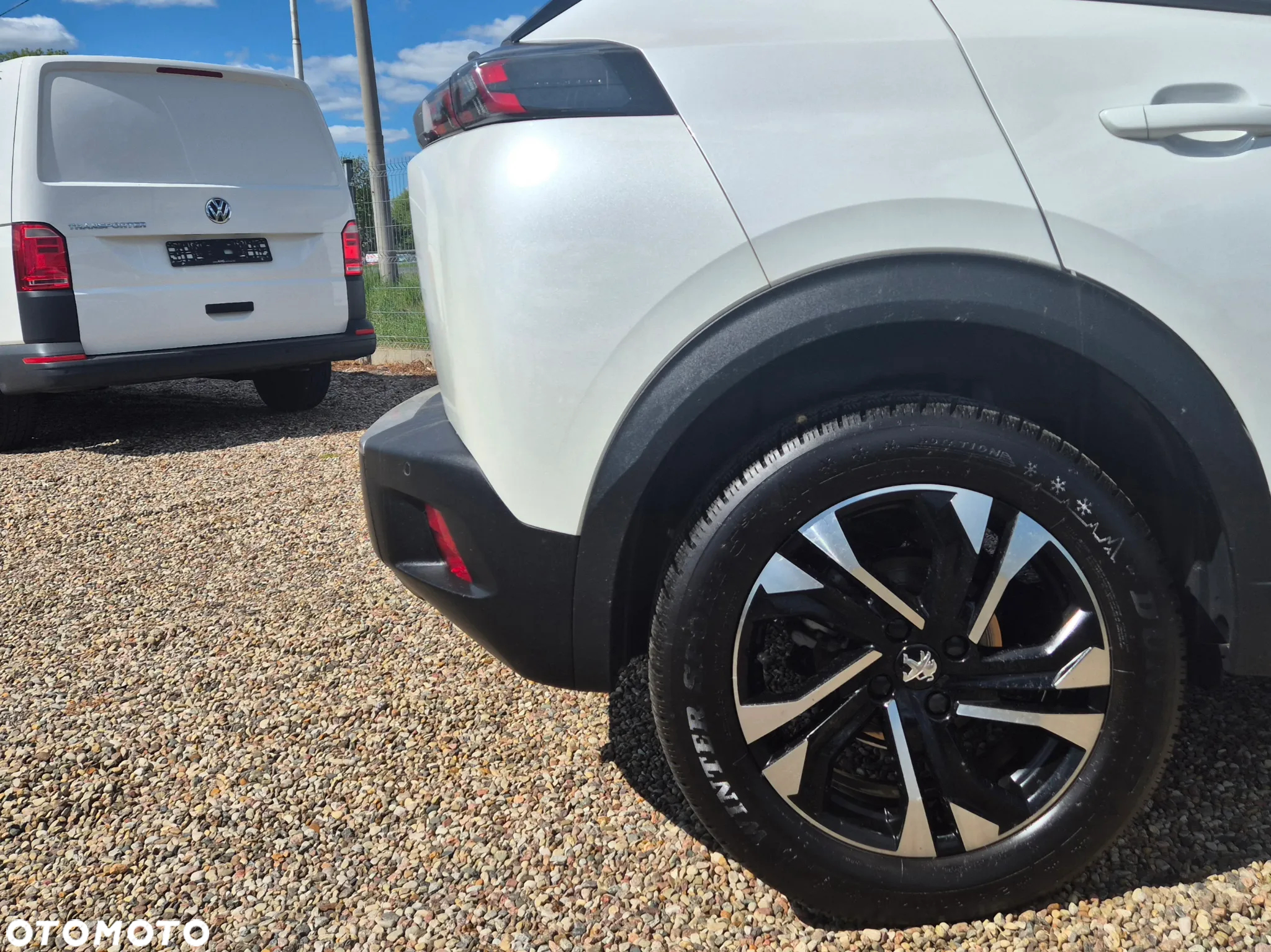 Peugeot 2008 BlueHDi 130 Allure S&S EAT8 - 12