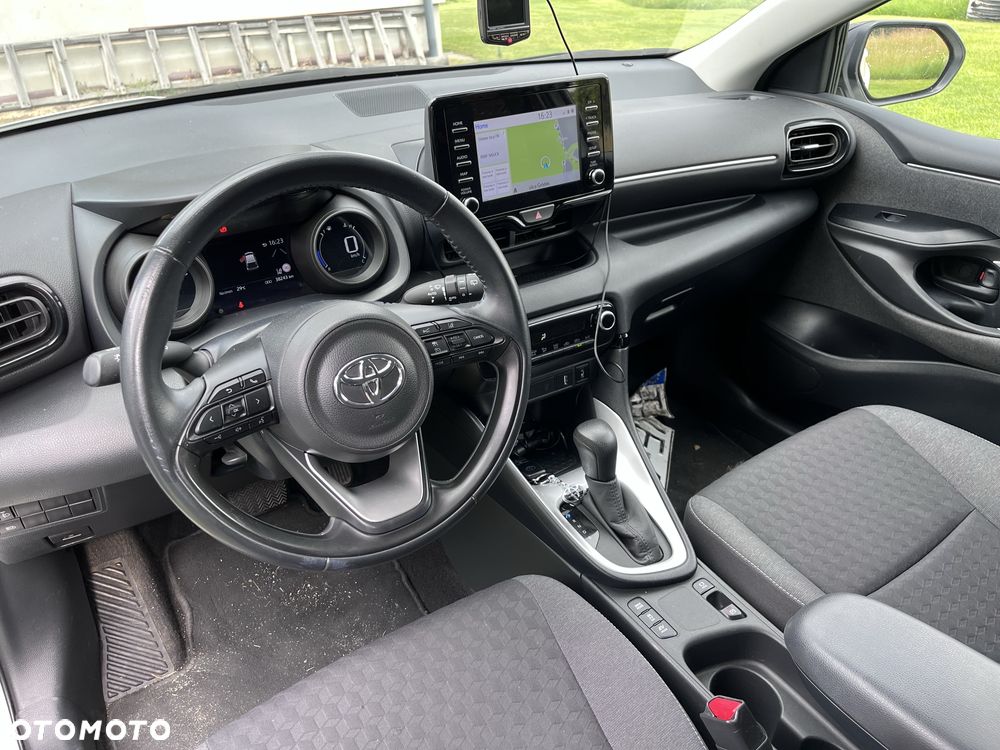 Toyota Yaris - 5