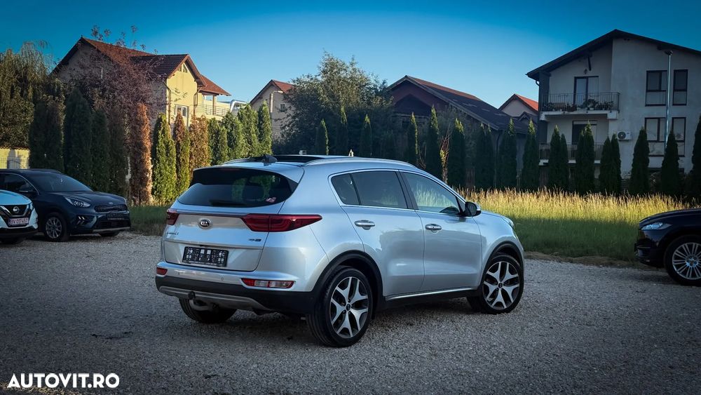 Kia Sportage 1.7 CRDI 2WD ISG Aut. GT Line - 4