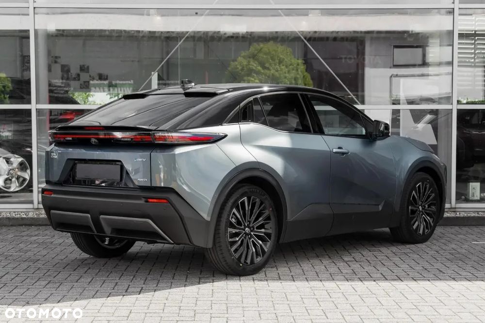 Toyota C-HR+ - 9