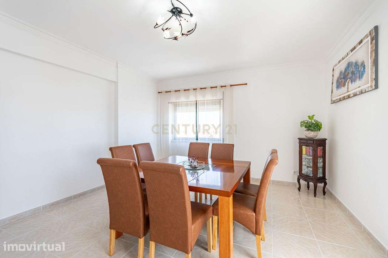 Apartamento T2 à Venda em Vale Flores - Grande imagem: 3/18
