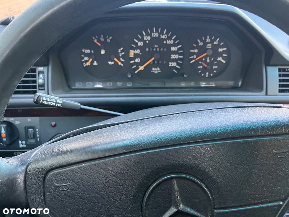 Mercedes-Benz W124 (1984-1993) - 17