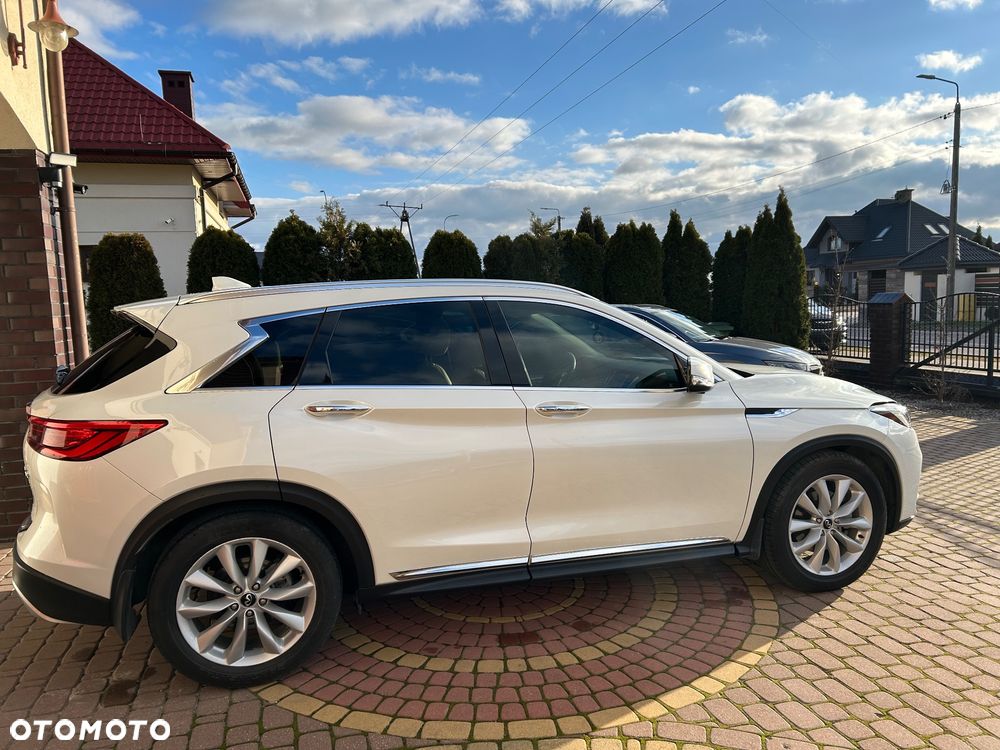 Infiniti QX30 2.0t DCT AWD Premium - 11