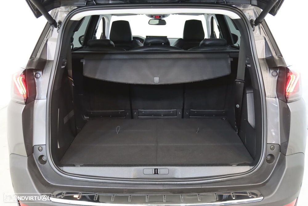 Peugeot 5008 1.2 PureTech Allure Pack EAT8 - 19