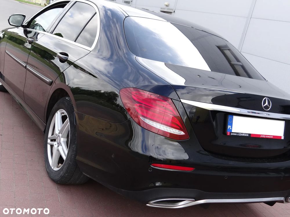 Mercedes-Benz Klasa E - 21