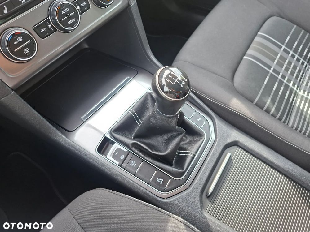 Volkswagen Golf Sportsvan 1.2 TSI BlueMotion Technology Lounge - 30