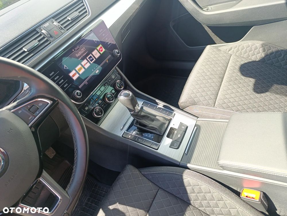 Skoda Superb 2.0 TSI Ambition DSG - 36