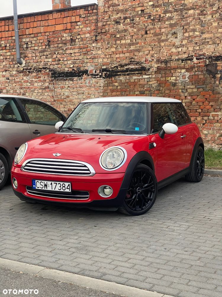 MINI Cooper Standard - 1