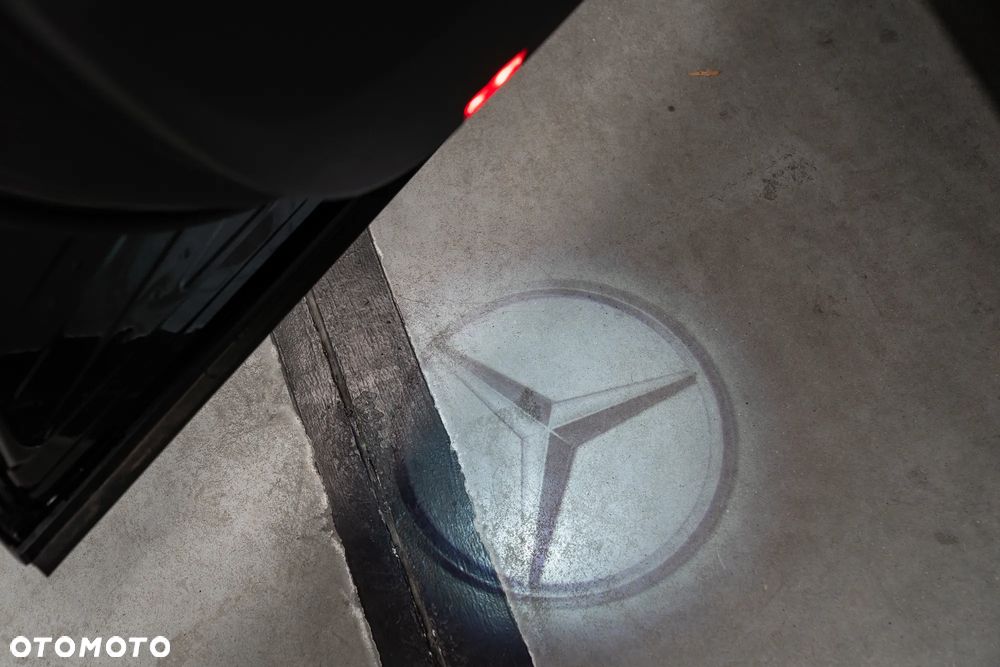 Mercedes-Benz GLB AMG 35 4Matic AMG Speedshift DCT 8G - 31