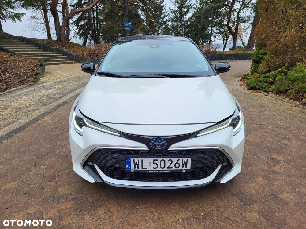 Toyota Corolla 1.8 Hybrid Team Deutschland - 8