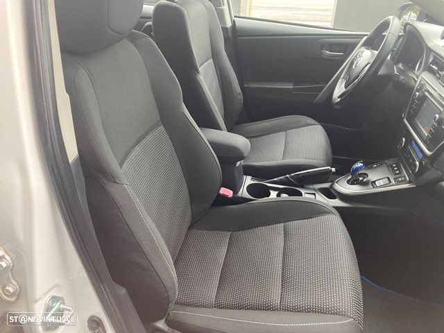 Toyota Auris 1.8 HSD Comfort+Navi - 21