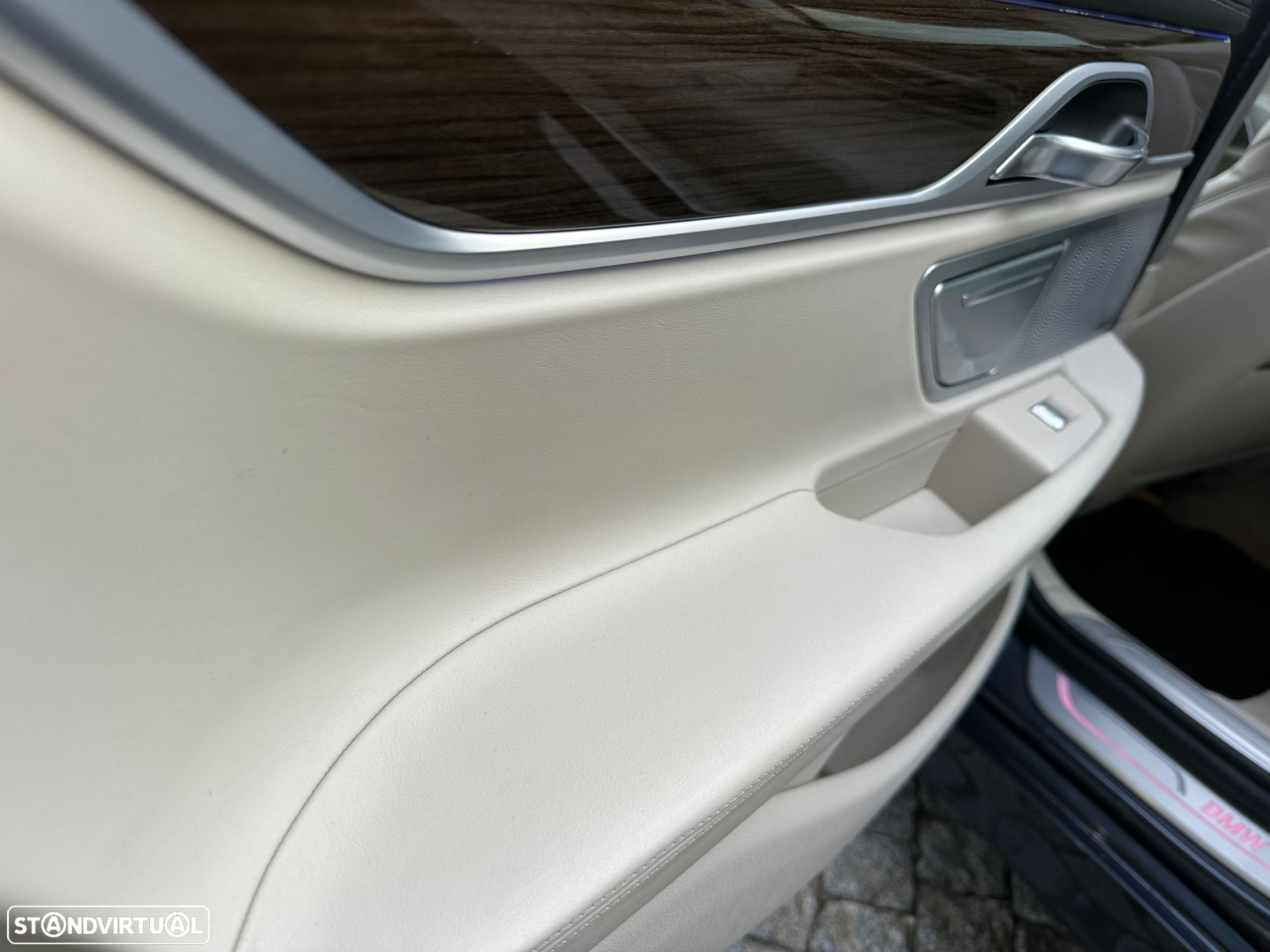BMW 730 d xDrive - 32