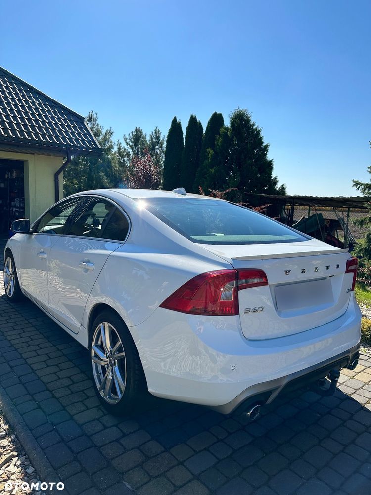 Volvo S60 D4 Drive-E R-Design Kinetic - 6