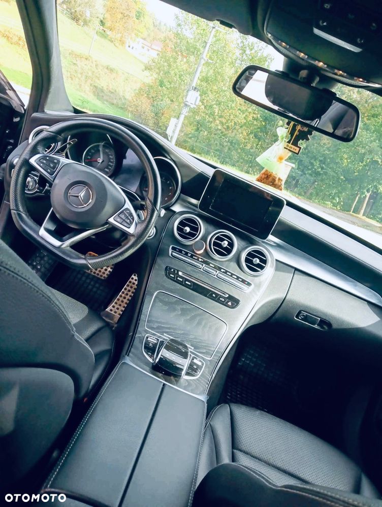 Mercedes-Benz Klasa C 200 4-Matic 9G-TRONIC - 12