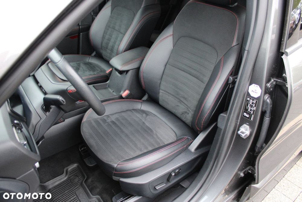 Ford Kuga - 23