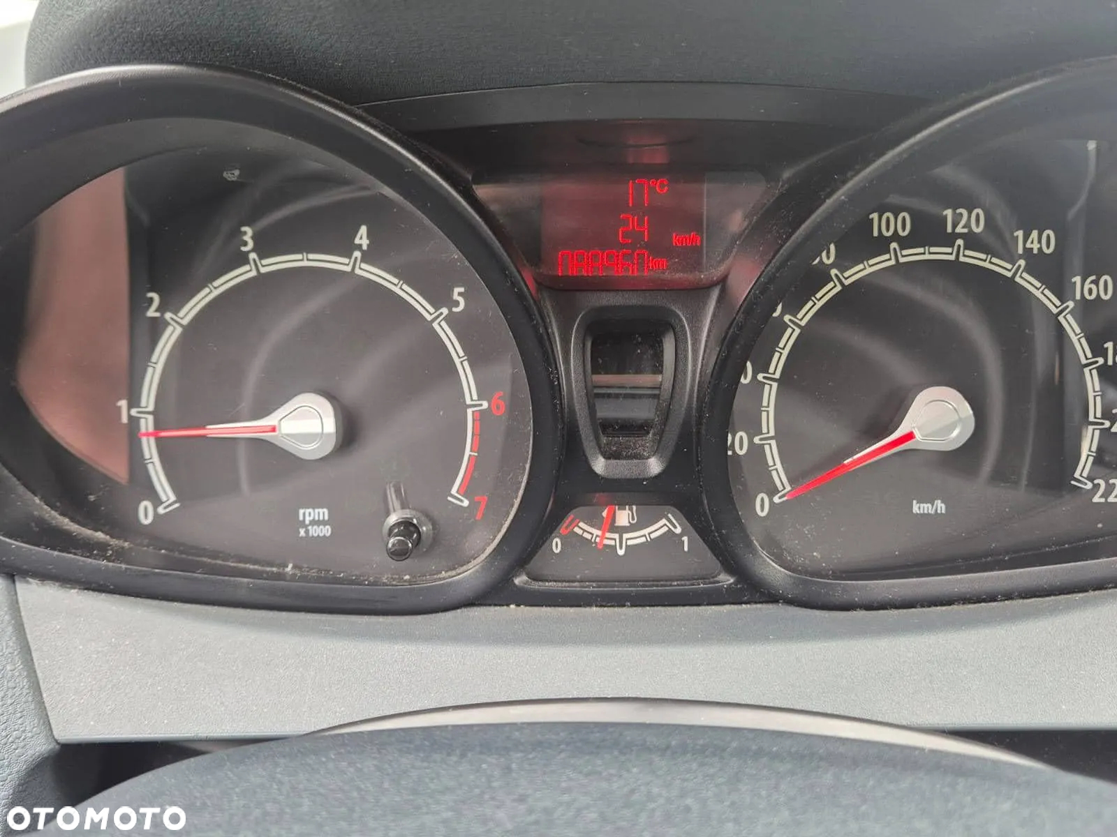 Ford Fiesta - 15