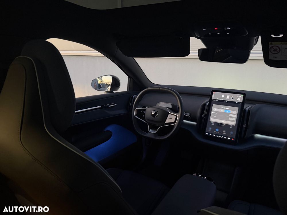 Volvo EX30 Twin Motor Performance Ultra - 6