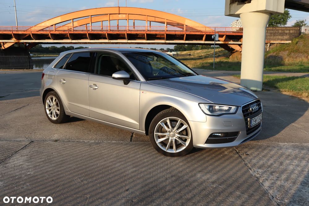 Audi A3 Sportback 1.8 TFSI S tronic Ambiente - 3