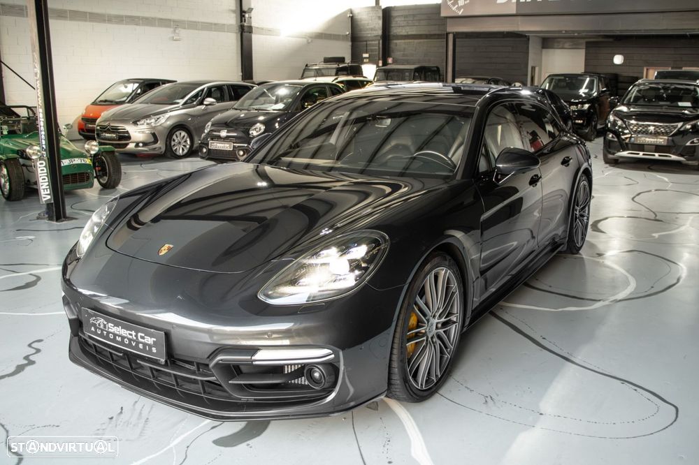 Porsche Panamera Sport Turismo - 4