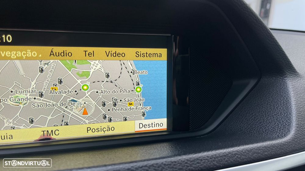 Mercedes-Benz E 220 CDI DPF BlueEFFICIENCY 7G-TRONIC Avantgarde - 13