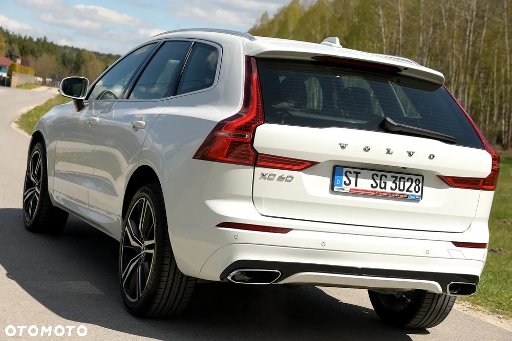 Volvo XC 60 D4 AWD R-Design - 5