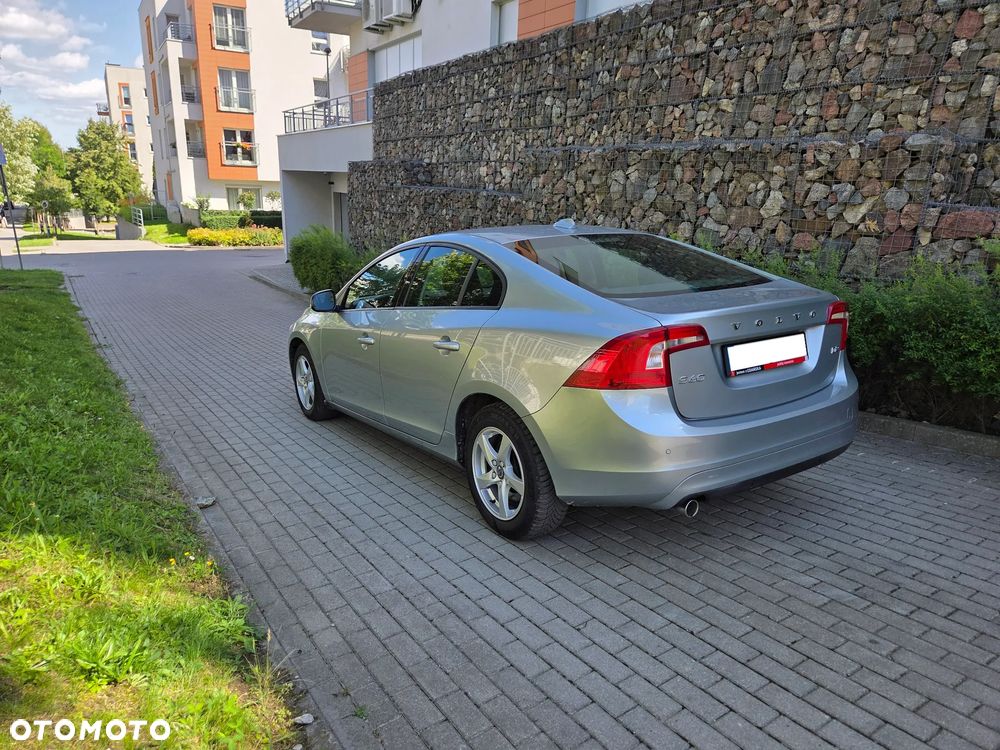 Volvo S60 D2 Drive-E Kinetic - 6