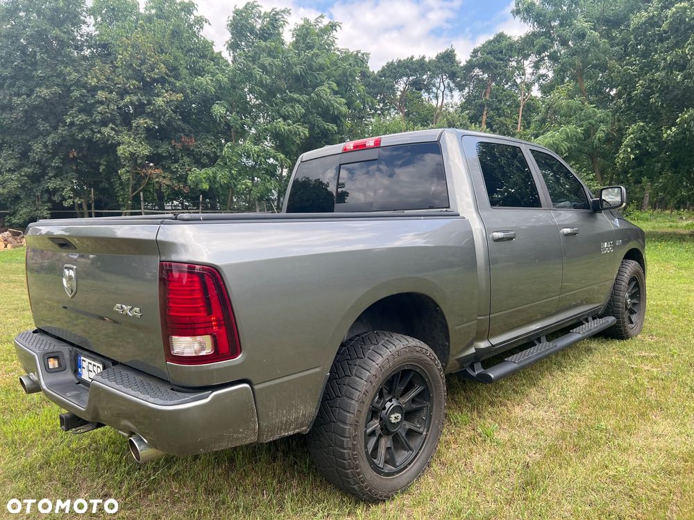 Dodge RAM - 6
