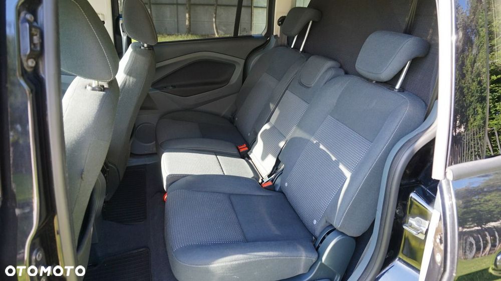 Ford Grand C-MAX - 9