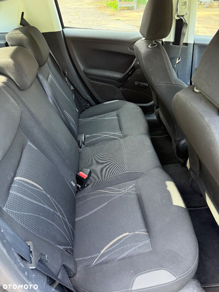 Peugeot 208 1.2 PureTech Allure - 11