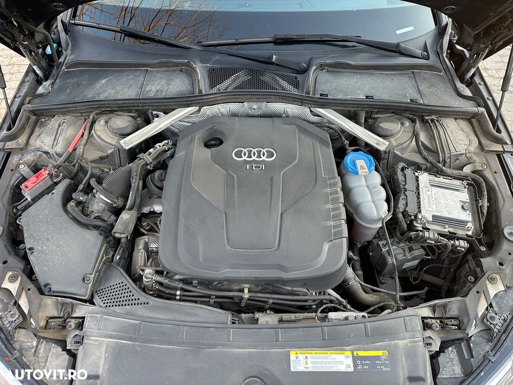 Audi A4 2.0 TDI quattro S tronic - 7
