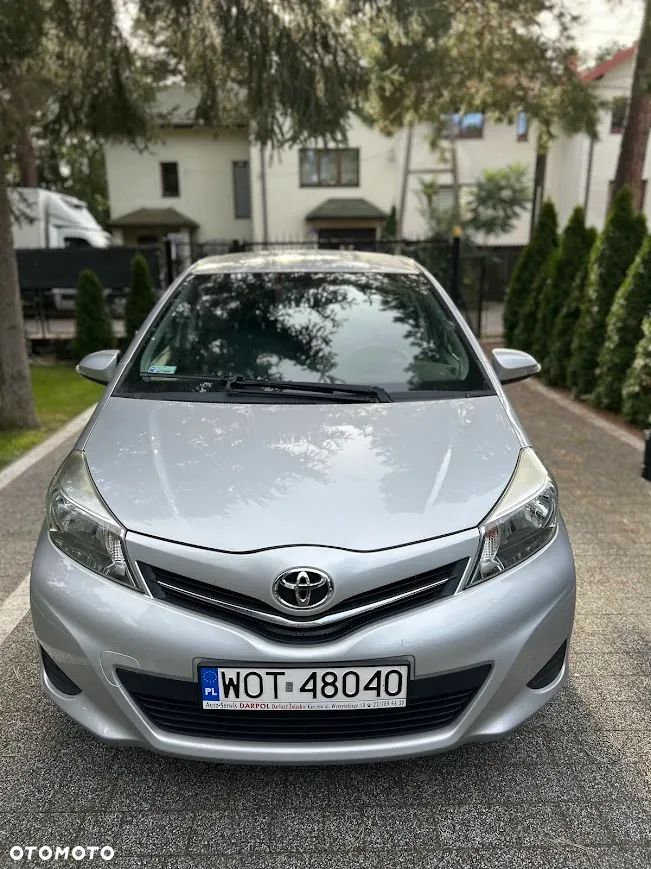 Toyota Yaris - 2