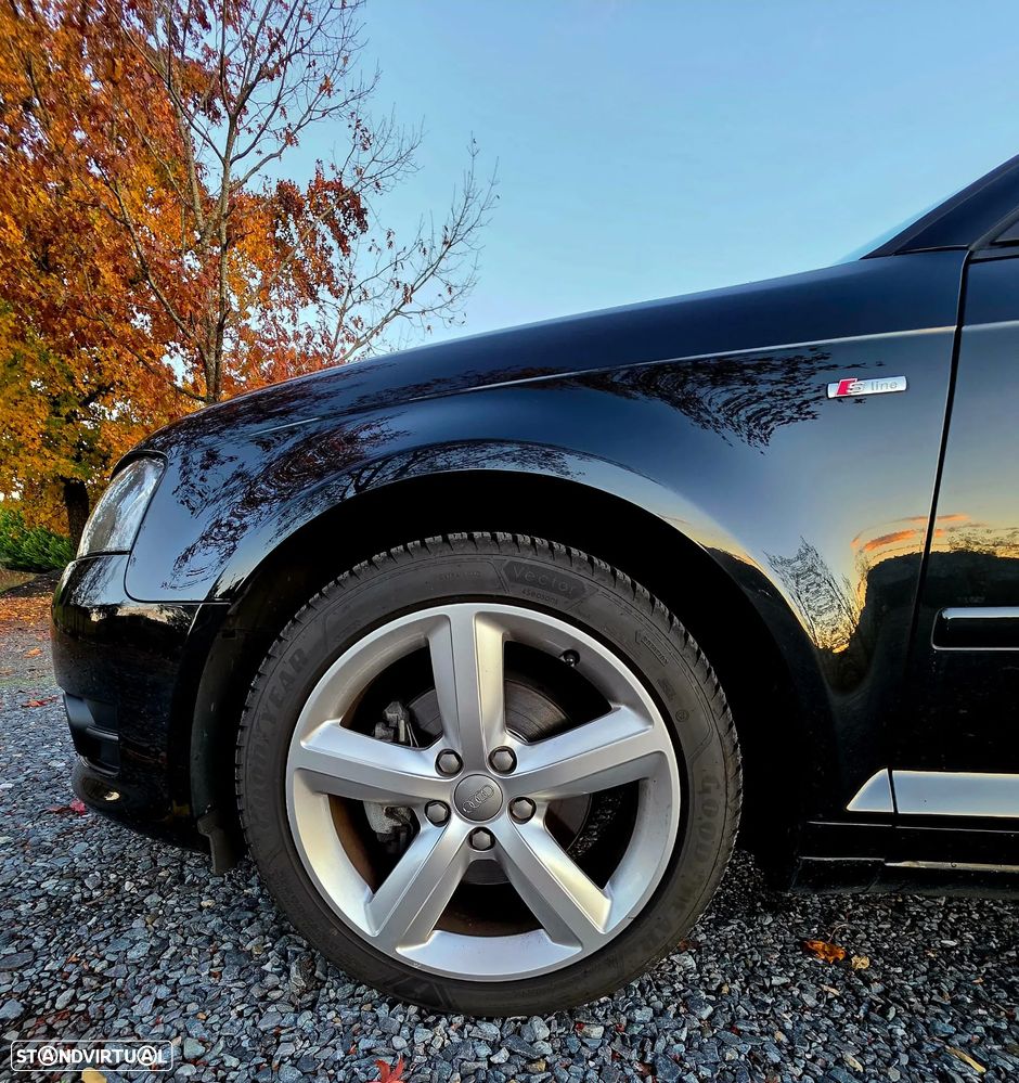 Audi A3 Sportback 1.4 TFSI S line Sport Pack - 4