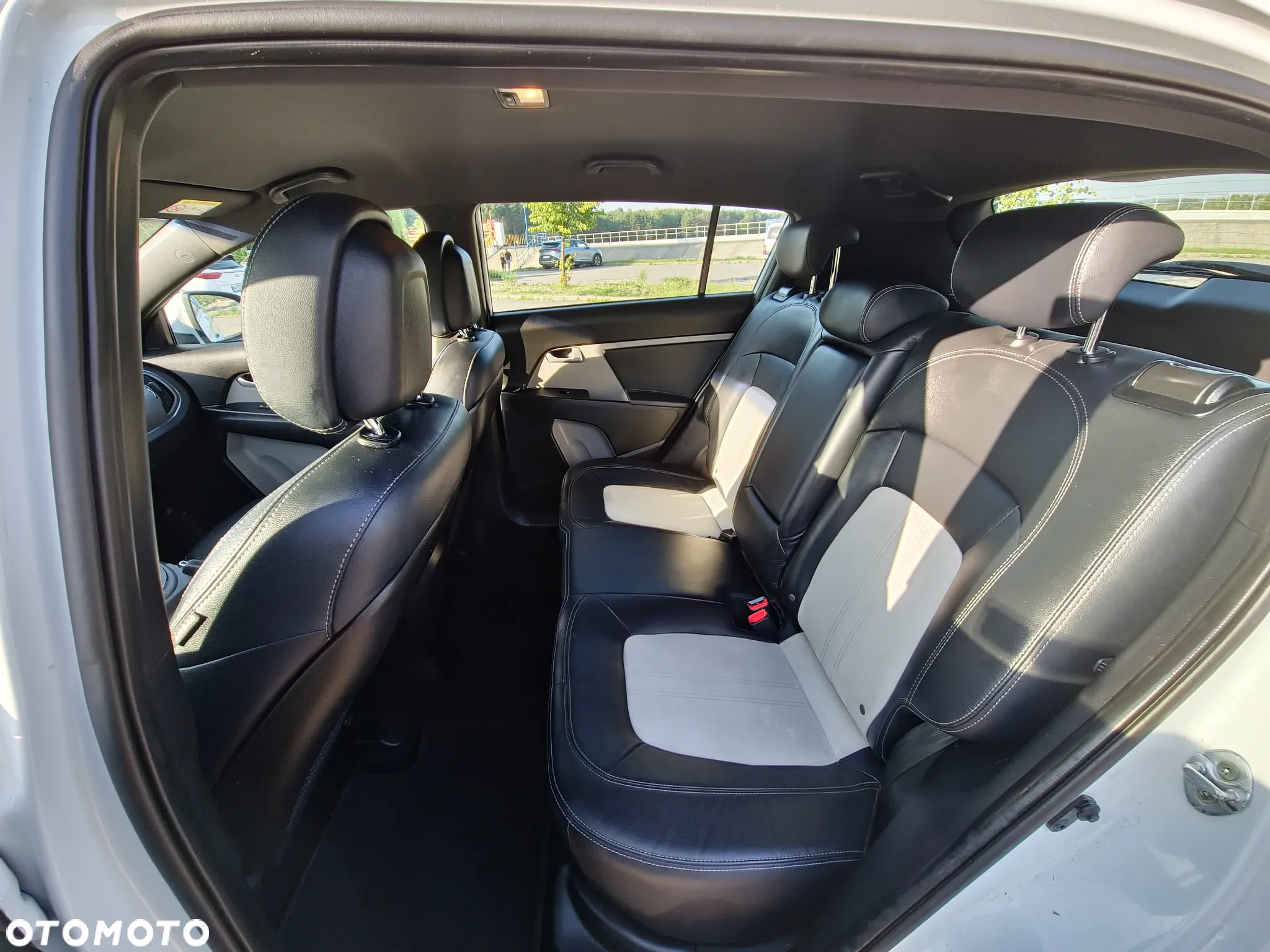 Kia Sportage 1.6 GDI L 2WD - 12